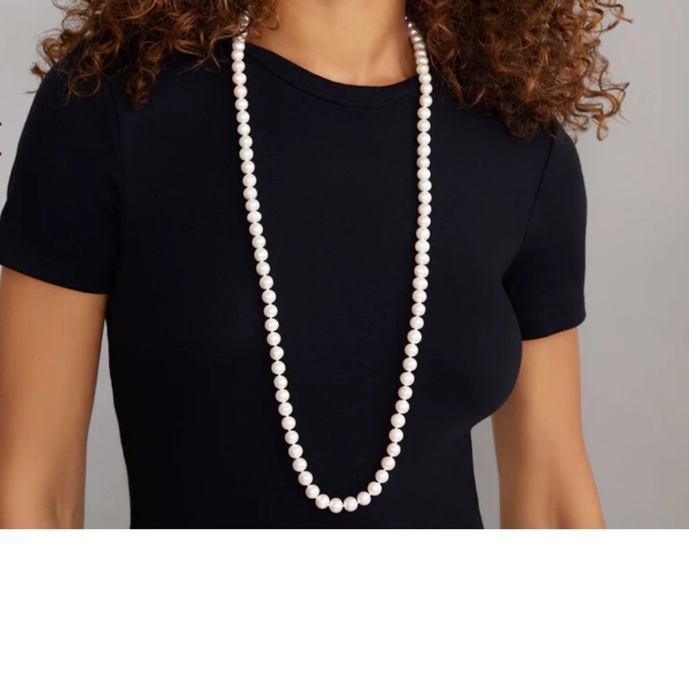 Elegant Pearl Necklace